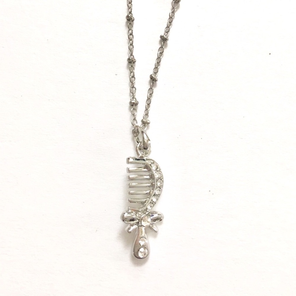 Silver & Crystal Comb Necklace 💎